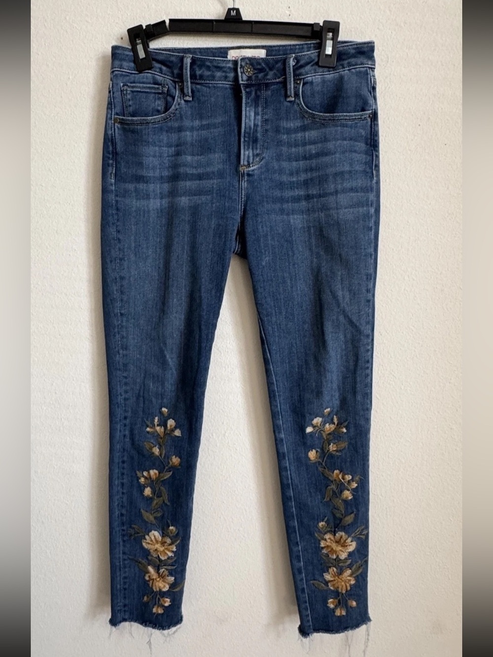 Driftwood Jackie Floral Embroidered Jeans Skinny Leg Raw Hem Boho Size 28
